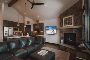River Run Townhomes 100 by SummitCove Lodging